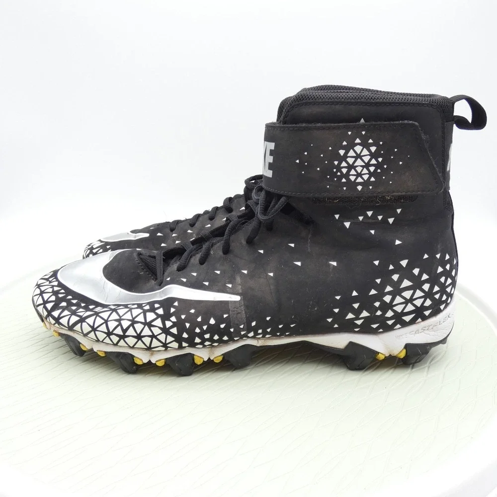 Nike Force Savage Shark 880109-001 Mens 11 Football Cleats Black White Sneakers